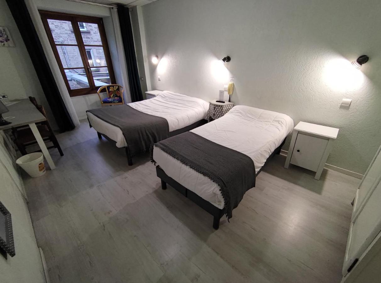 Hotel Du Lion Vert Luxeuil-les-Bains Dış mekan fotoğraf