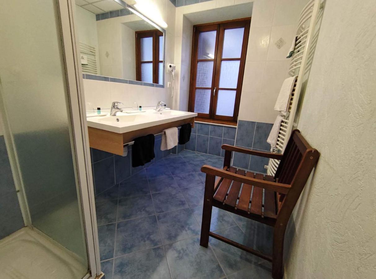 Hotel Du Lion Vert Luxeuil-les-Bains Dış mekan fotoğraf